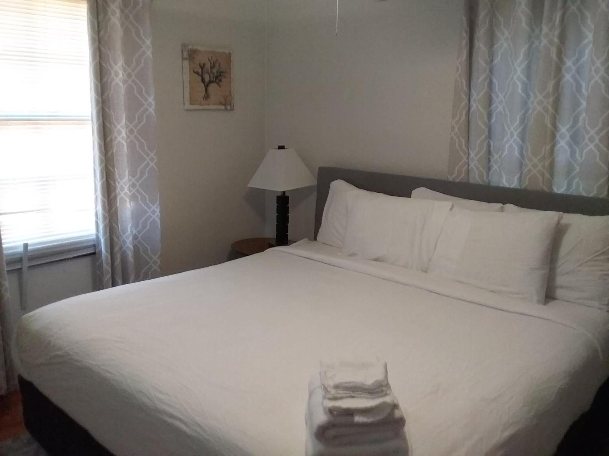 Retro Rainbow At Herb River-highlighter Hideaway #5 Ferienhaus Savannah